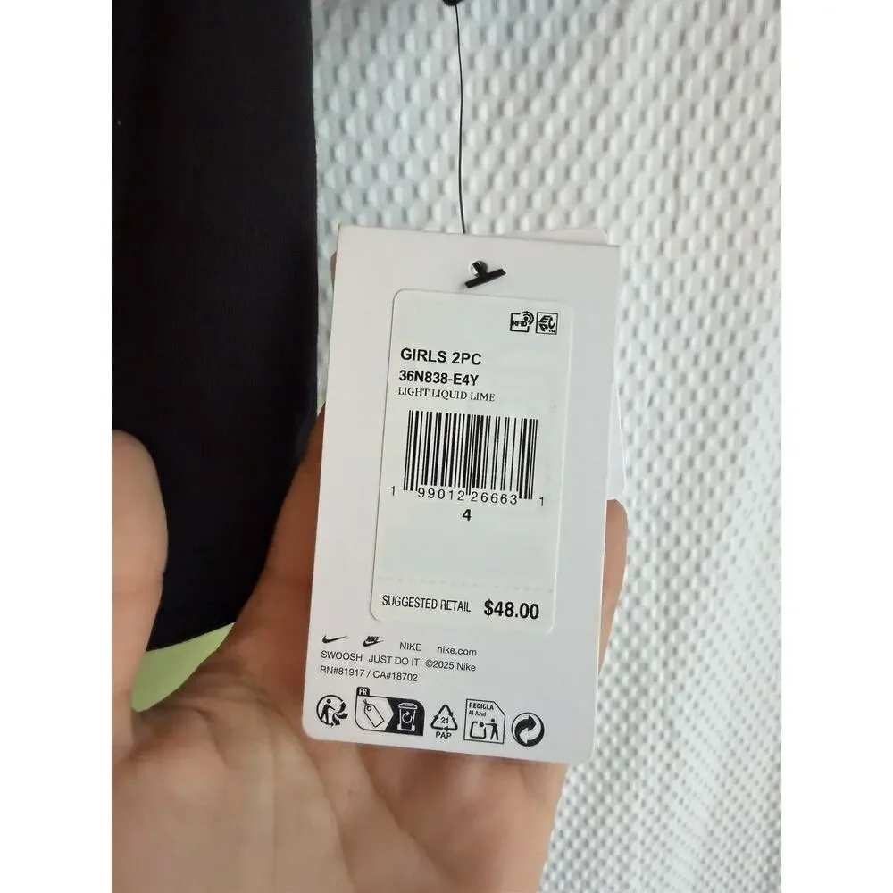 Nike this nwt